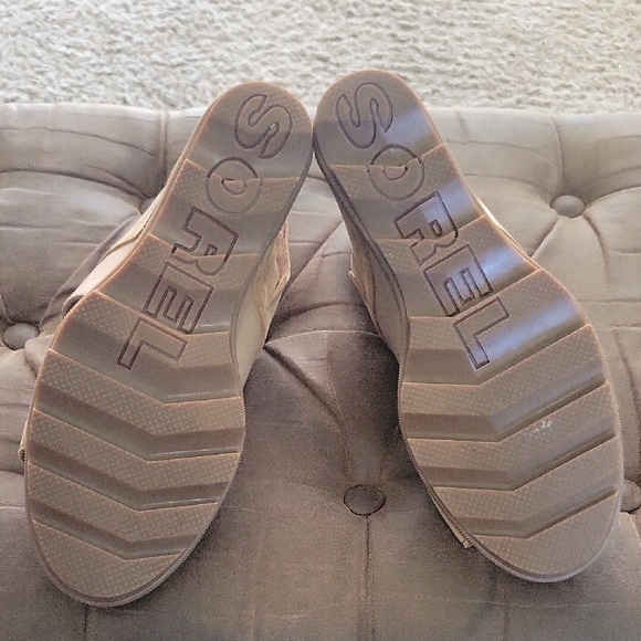 Sorel Joanie II Slingback Women's Wedge Sandals in Camel - Picture 3 of 3